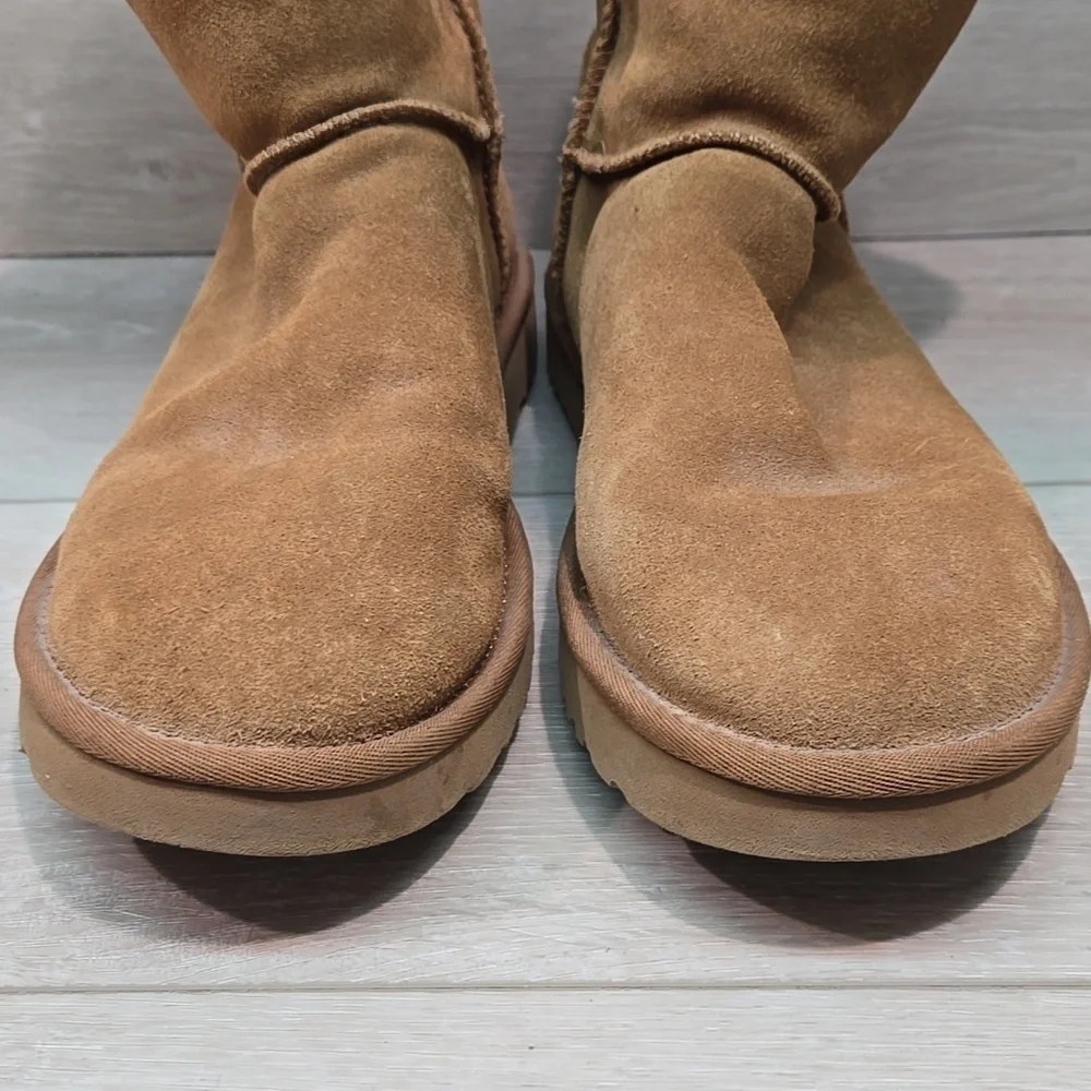 Ugg Australia Women Cozy Suede Sheepskin Boots Shoes Sz 10